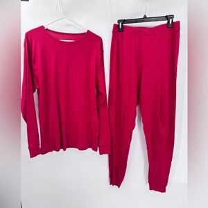 Mens Red Long Sleeve Pajamas Set  size Large